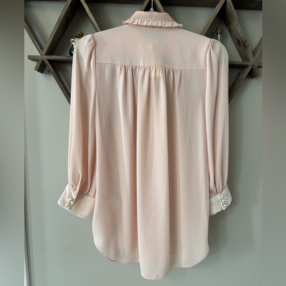 Kate Spade Velvet Trim Pearl Button Blouse in Rosedew NWT Women’s size XS. - Picture 6 of 9